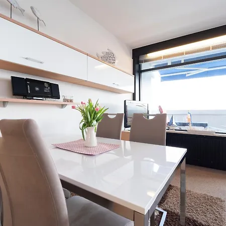 App 223 - Strandlage Sierksdorf